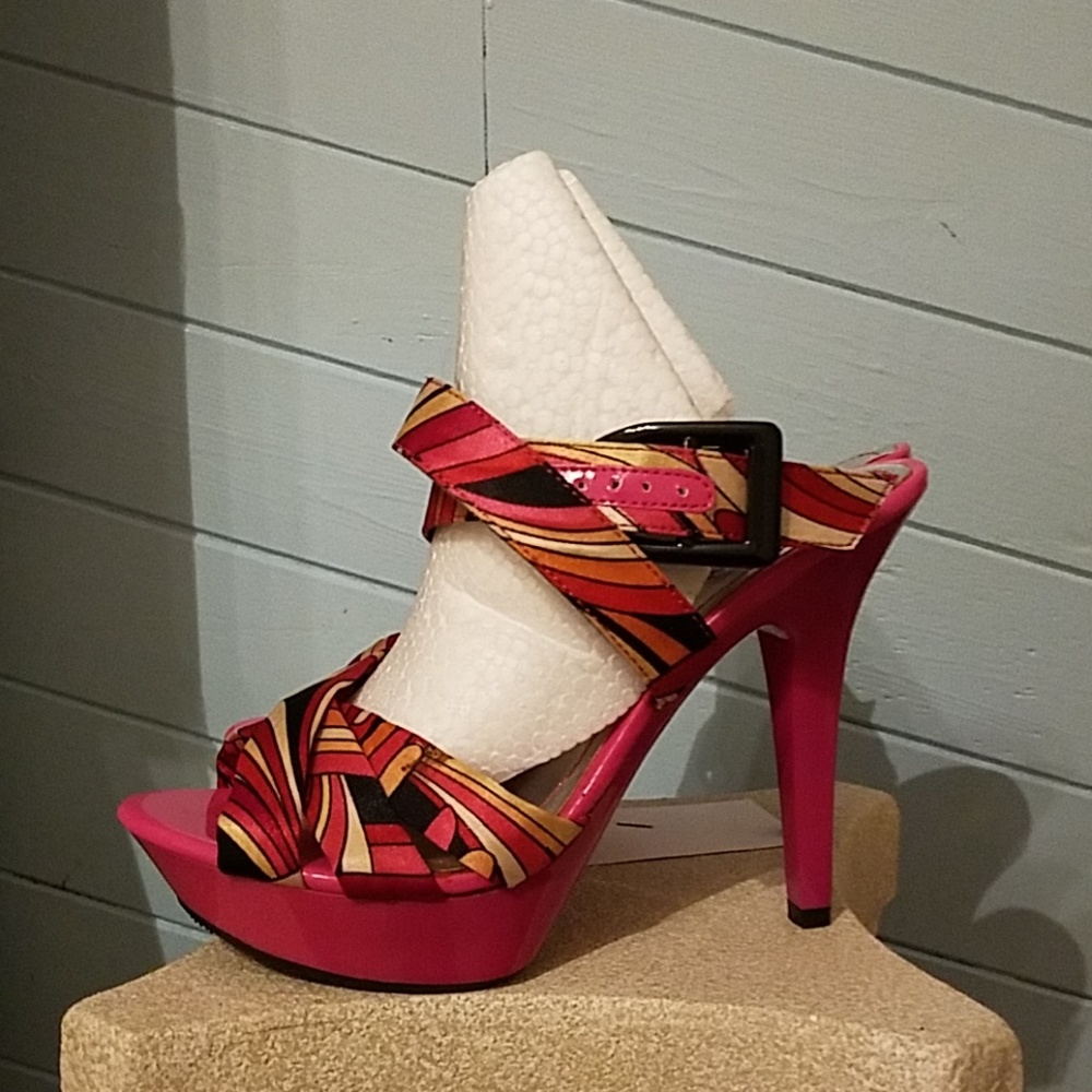 Anne Michelle heels